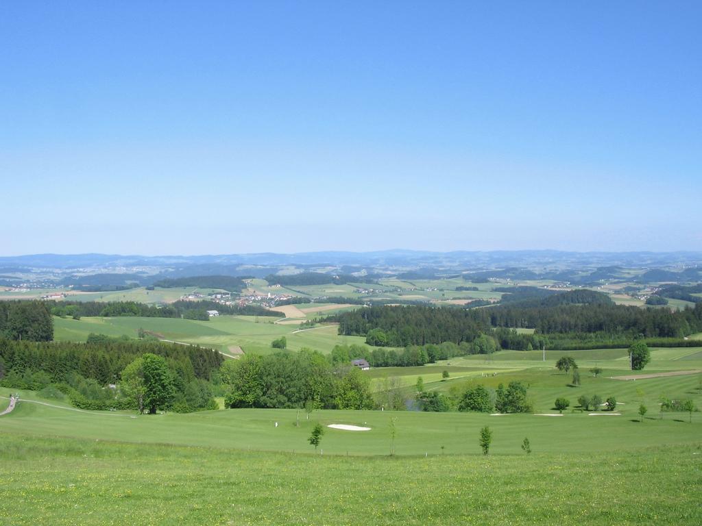 Jugendgaestehaus Ulrichsberg Exterior foto